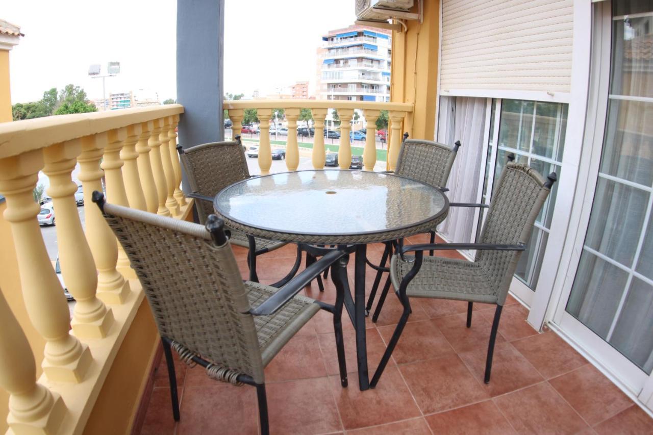 Apartamento Marina Vip Torrevieja Buitenkant foto